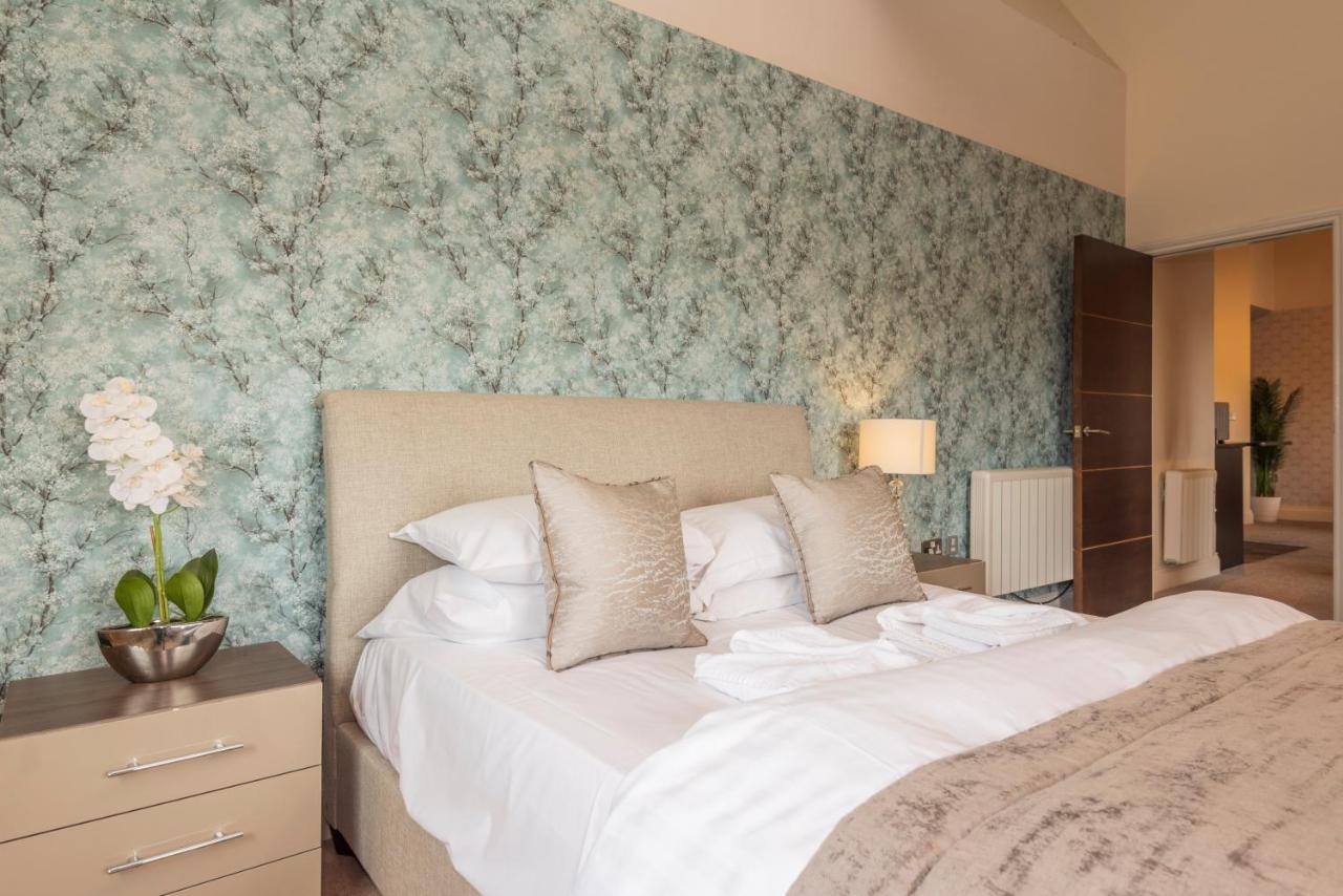 Heritage Serviced Suites - Serviced Apartments Huddersfield Esterno foto