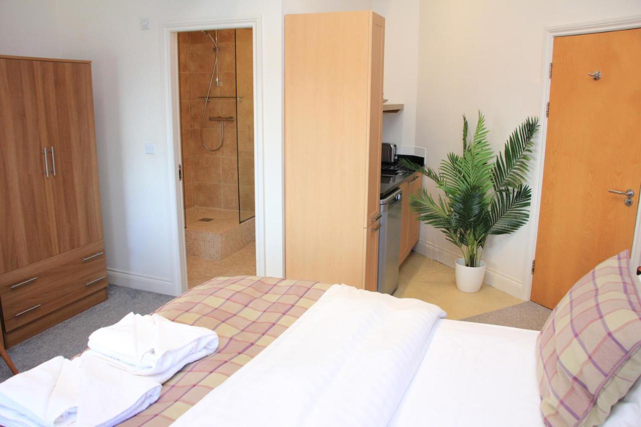 Heritage Serviced Suites - Serviced Apartments Huddersfield Esterno foto